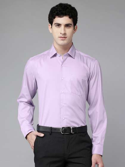 Arrow Manhattan Pure
                        Cotton Cutaway Collar Slim Fit Formal Shirt