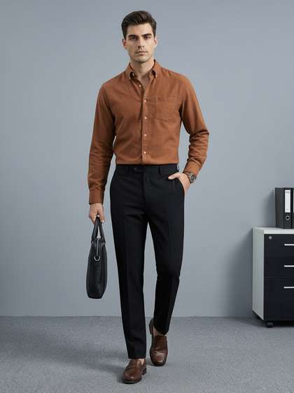 INVICTUS Men Slim
                        Fit Formal Trousers
