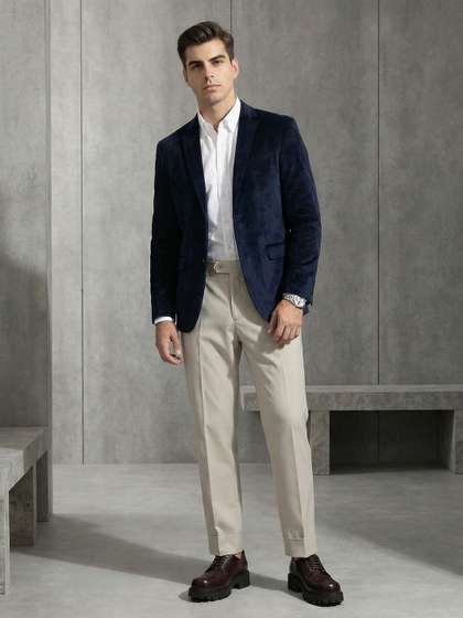 INVICTUS
                        Single-Breasted Formal Blazer