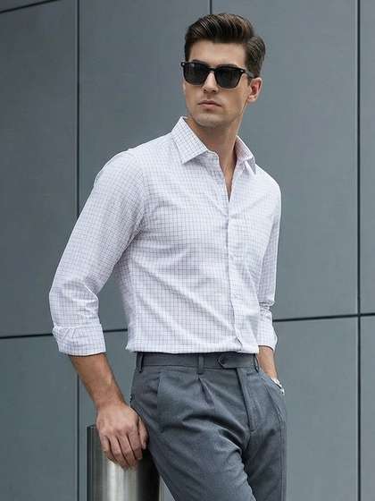 INVICTUS Checked
                        Slim Fit Formal Shirt