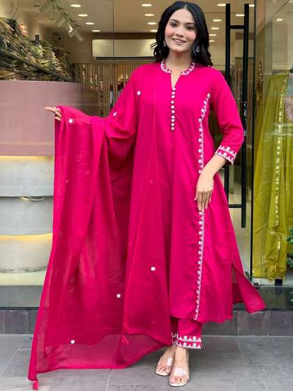 HERE&NOW Women
                        Printed Regular Kurta with Trousers & With
                        Dupatta