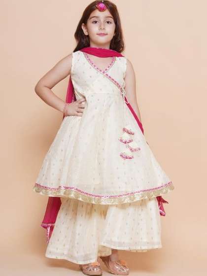 HERE&NOW Girls
                    Printed Regular Kurta with Trousers & With
                    Dupatta