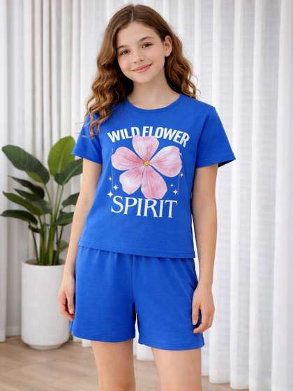 Ninos Dreams Girls
                    T-shirt with Shorts