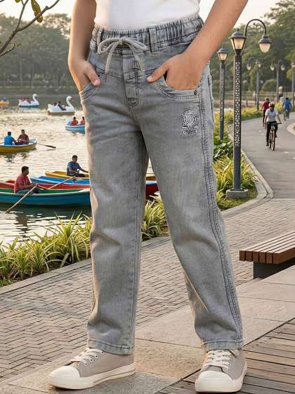 JFR Boys Straight Fit
                    Mid-Rise Jeans