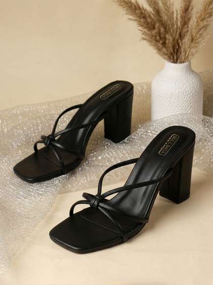 Sole Saga Block
                        Sandals