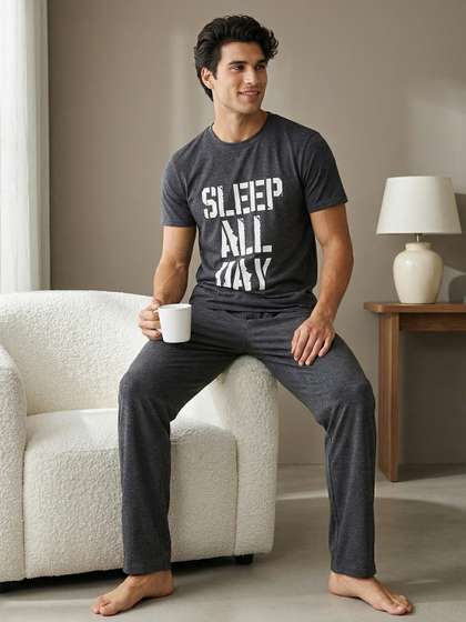Styli Men Men
                        Typography Printed Round Neck Short Sleeves
                        Night suit