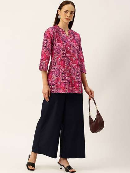 FERANOID Floral
                        Printed Pure Cotton Blend Kurti