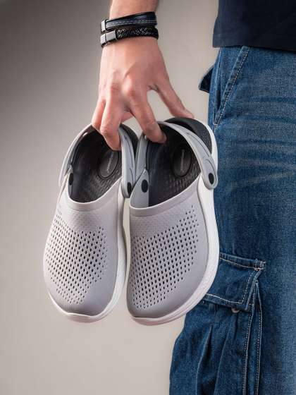 CROSSKIX Men Clogs
                        Sandals