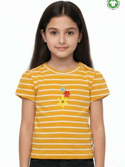 Pranava Yellow
                        Horizontal Stripes Round Neck Short Sleeves Top