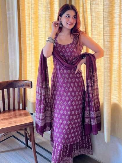 PEACH PIPER Women
                        Printed Regular Kurta with Palazzos & With
                        Dupatta