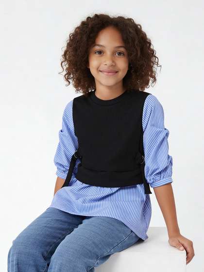 max Girls
                      Colourblocked Cotton Top