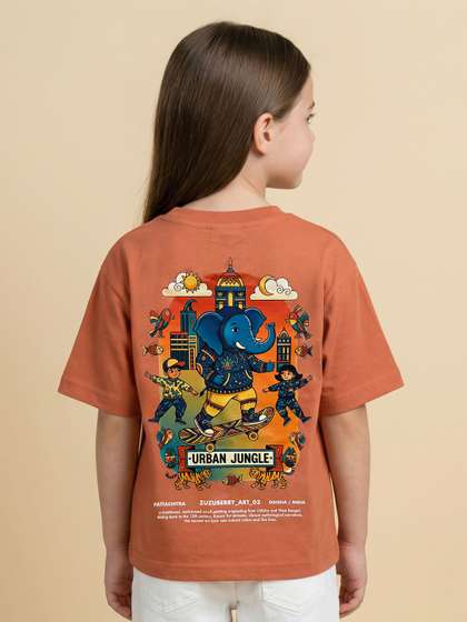 Zuzuberry Girls
                    Typography Printed T-shirt