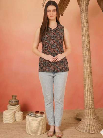 Sangria FUZN Floral
                        Printed Pure Cotton Blend Kurti
