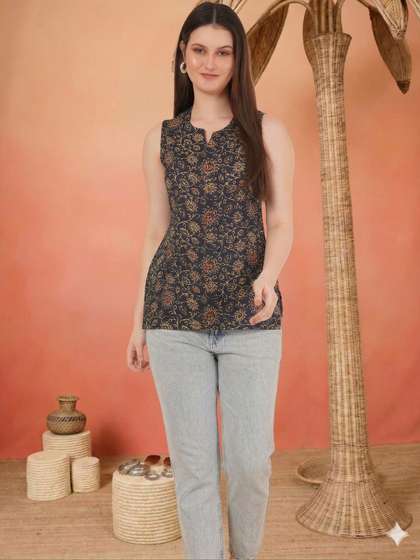 Sangria FUZN Floral
                        Printed V-Neck Pure Cotton Kurti