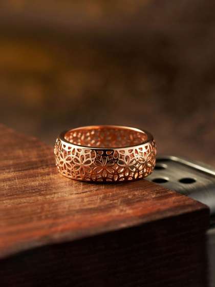 KISNA DIAMOND AND
                          GOLD JEWELLERY 9KT Rose Gold Finger Ring-2.28
                          g