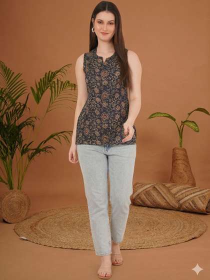 KALINI Ethnic Motifs
                        Printed V-Neck Pure Cotton Blend Kurti