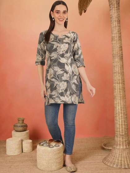 Sangria FUZN
                        Botanical Printed V-Neck Pure Cotton Blend
                        Kurti
