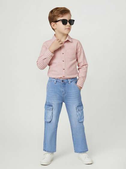 max Boys Regular Fit
                    Mid-Rise Cotton Cargo Styles Jean