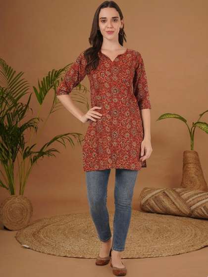 KALINI Floral
                        Printed V-Neck Pure Cotton Blend Kurti