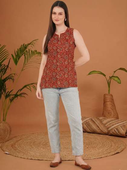 KALINI Ethnic
                          Motifs Printed V-Neck Pure Cotton Blend Kurti