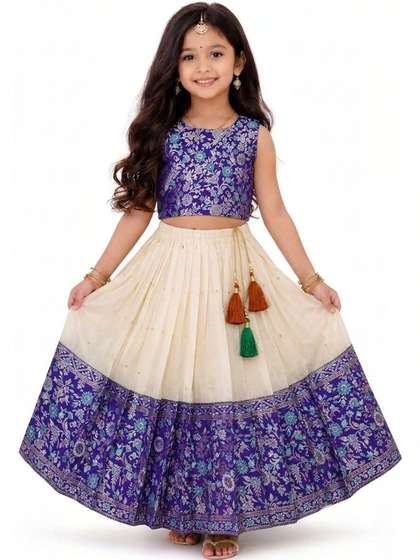 MAMERU Girls
                      Semi-Stitched Lehenga &
