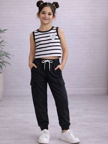 YK X Trampoline Girls
                    Printed Top And Joggers
