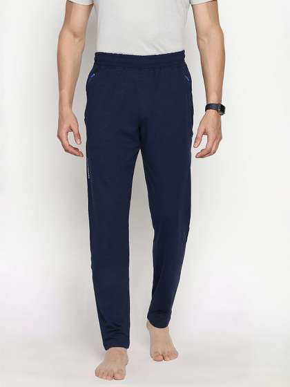Van Heusen
                          Innerwear Performance Men Swift Dry High
                          Stretch Lounge Pants