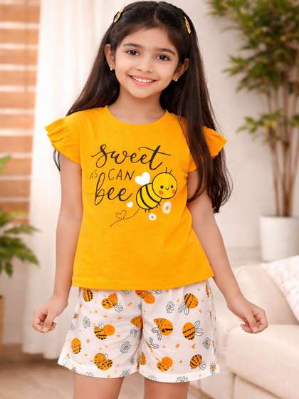 KEESOR Girls Printed
                    T-shirt with Shorts