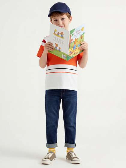 United Colors of
                    Benetton Boys Slim Fit Mid-Rise Light Fade Jeans