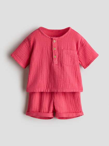 H&M 2-piece top and
                    shorts set