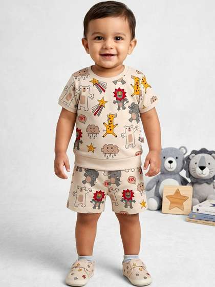 KINDLE Unisex Kids
                      Printed T-shirt with Shorts