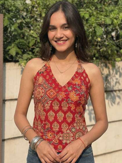 Quintessentials
                        Ethnic Motifs Printed Halter Neck Pure Cotton
                        Kurti