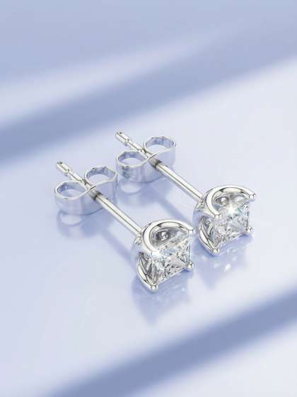 Truly by glitchez
                        925 Sterling Silver With 0.43 Carat Lab Grown
                        Diamond Earrings - 0.942 g