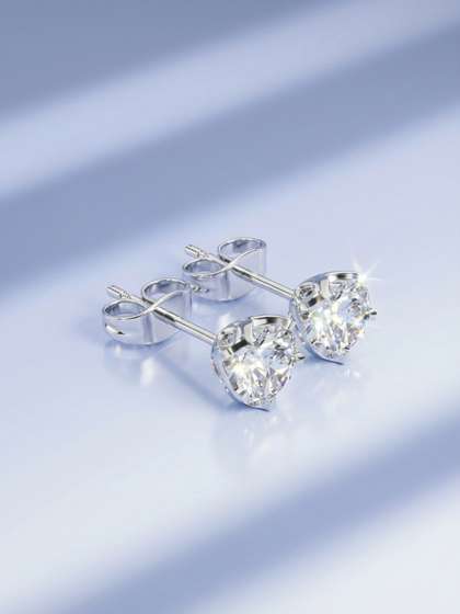 Truly by glitchez
                          925 Sterling Silver With 1 Carat Lab Grown
                          Diamond Earrings - 1.252 g