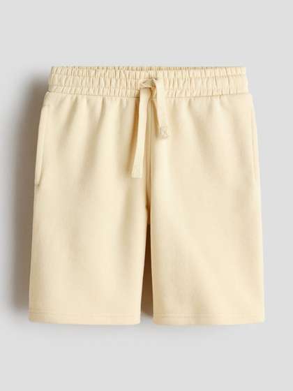 H&M Sweatshirt
                    Shorts