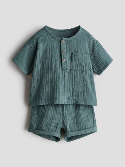 H&M 2-piece top and
                    shorts set