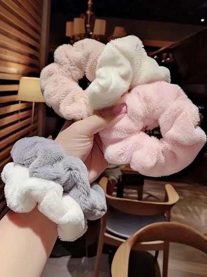 PRITYKA Women Set of
                        5 Spiral Ponytail Holders