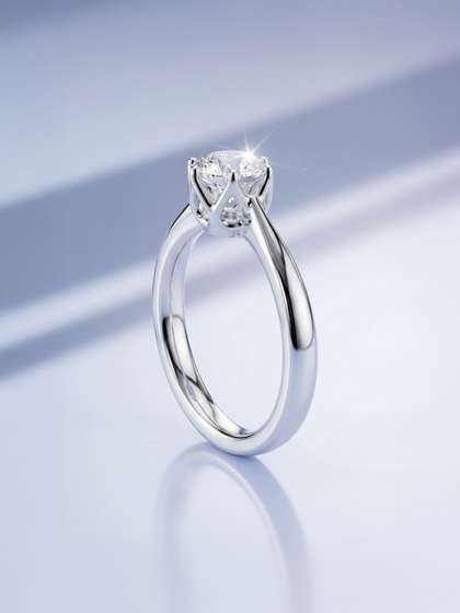 Truly by glitchez
                        925 Sterling Silver Diamond Studded Finger Ring
                        - 2.875 g