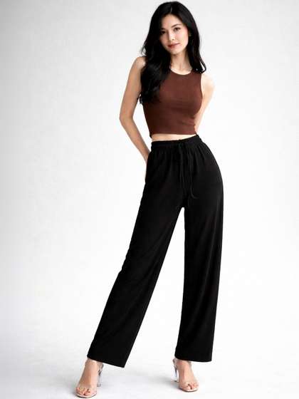 Suo Women Loose Fit
                      Trousers
