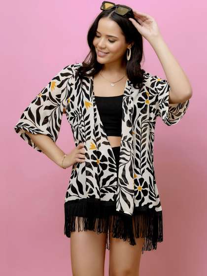 PURYS Women Printed
                        Tasselled Shrug