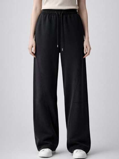 Suo Women Loose Fit
                        Trousers