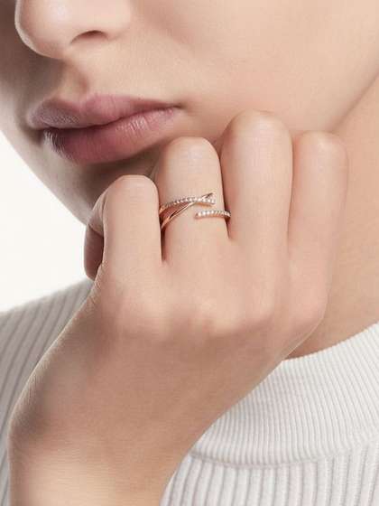 FAB COUTURE Women
                        Rose Gold-Plated Zircon Finger Ring