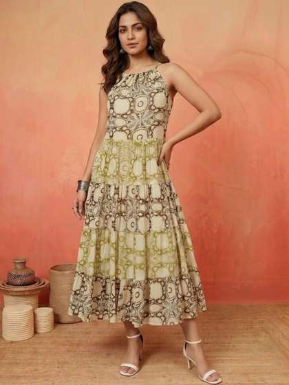 Varanga Print Halter
                        Neck A-Line Midi Dress