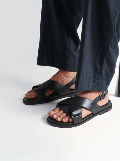 RARE RABBIT Men Leather
                    Comfort Sandals