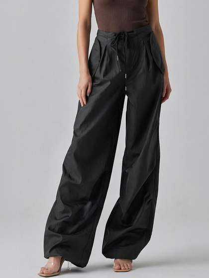 Suo Women Loose
                          Fit Trousers