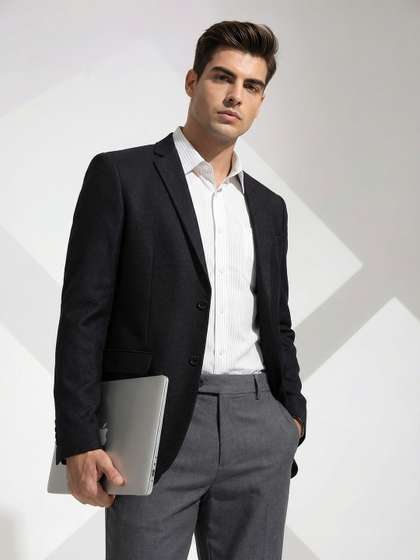 INVICTUS Notched
                          Lapel Collar Formal Blazer