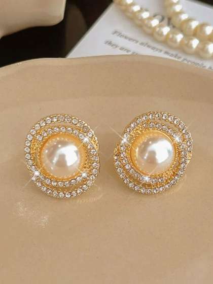 RAPPERSSHOP
                          Circular Studs Earrings