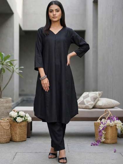 Varanga Women
                        Regular Kurta with Trousers
