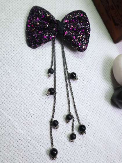 Kamule Girls Embellished
                    French Barrette