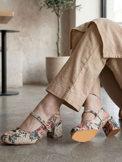 Sole Saga Printed
                        Block Pumps
